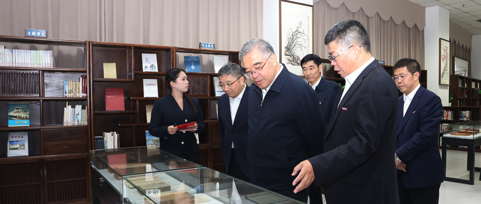 全国政协副主席朱永新来黄瓜视频免费在线观看视察